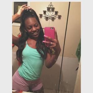 Meet your Posher, Tamara