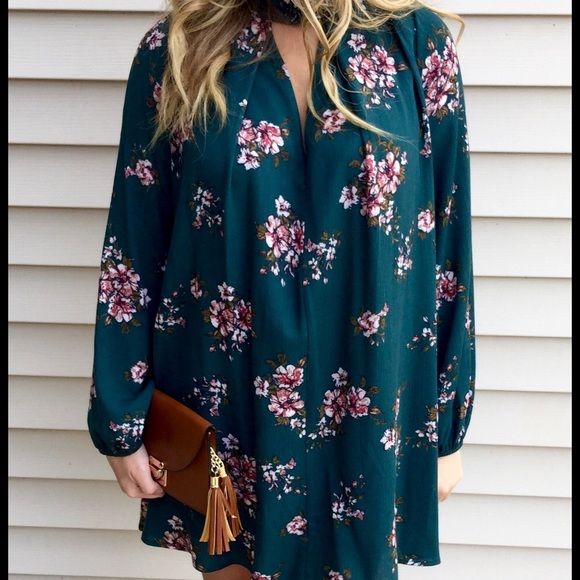 Forest Green Floral Dress - Picture 2 of 4