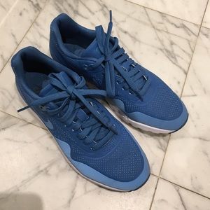 Nike Air Max US 7 women's worn once blue
