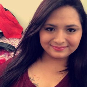 Meet your Posher, Raquel