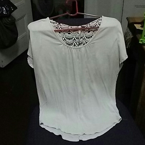 Short sleeve cr?me top