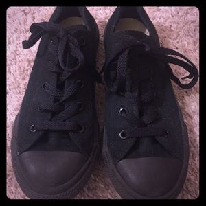 Converse Sneakers Boys 2 Shoes Black Worn Once