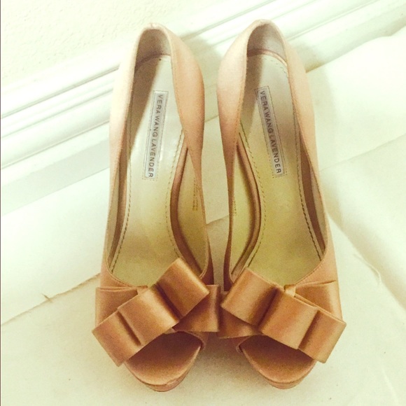 Vera Wang Lavender Label 7.5 Lavender Sammy Pump