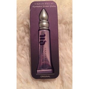 Urban Decay Eyeshadow Primer Potion