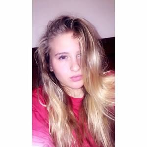 Meet your Posher, Rayna