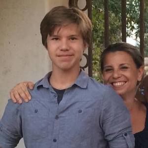 Meet your Posher, Denise