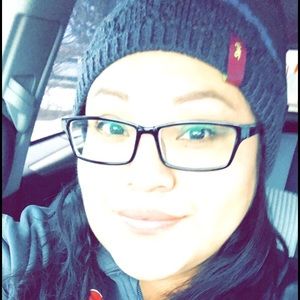 Meet your Posher, Vanessa