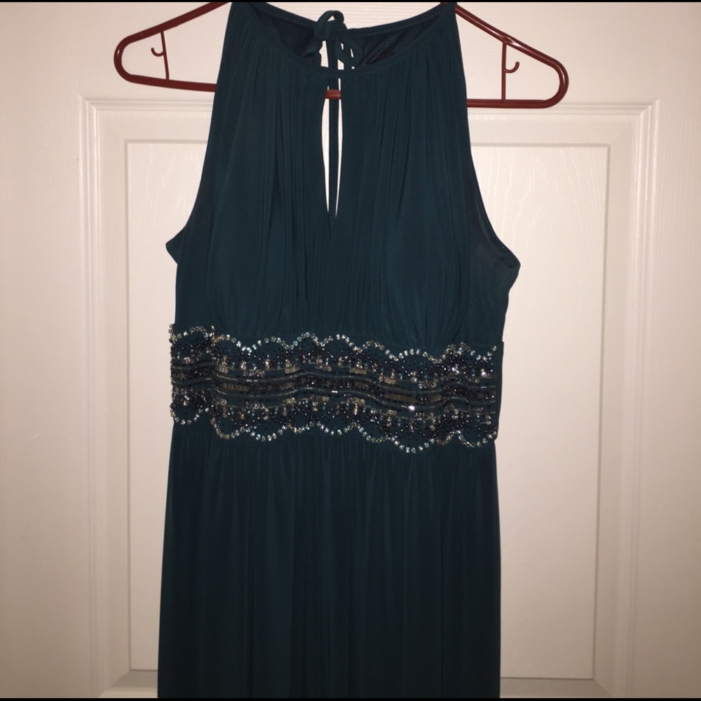 Dress - Picture 5 of 7
