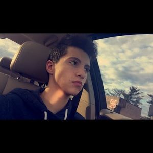 Meet your Posher, Jason