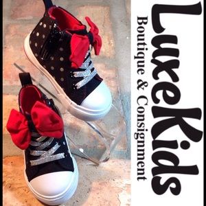 SOLD❤️Disney Black Polka Dot Red Bottom Sneaker