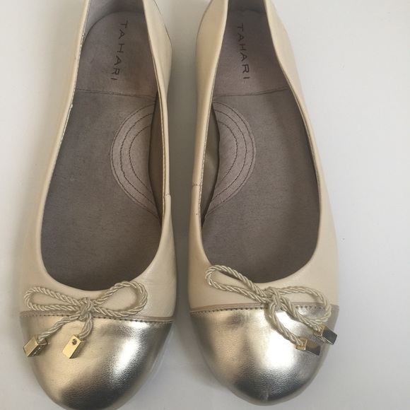 tahari ballet flats