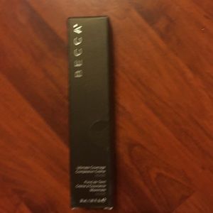 Becca ultimate coverage complexion Creme