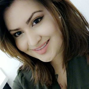 Meet your Posher, Caroline