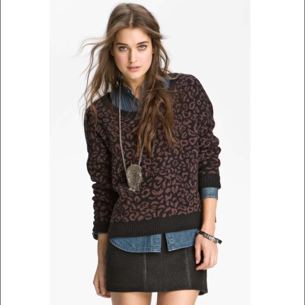 [Free People] Cheetah Print Sweater