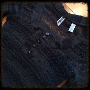 🌺The Buckle BKE Ladies Sweater🌺