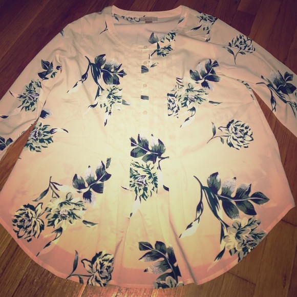 Beige floral print shirt!