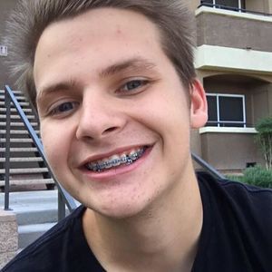 Meet your Posher, Zach