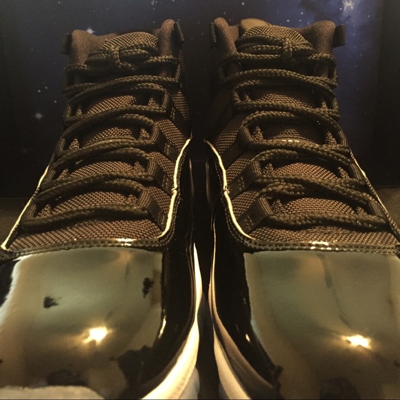 Air Jordan 11 \