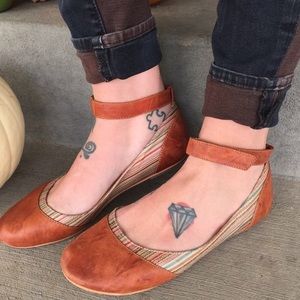 Leather ballet flats