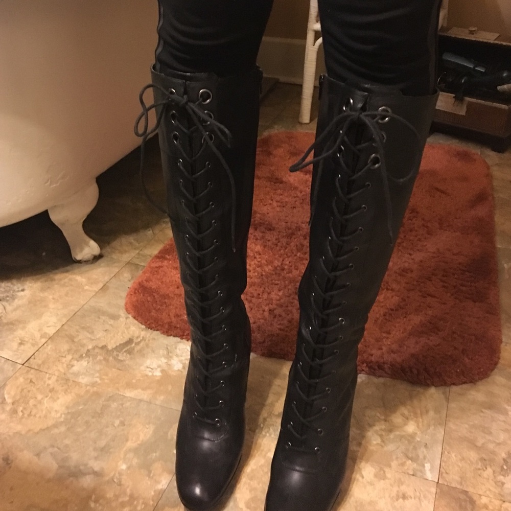 Nine West, leather boot.