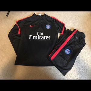 PSG warm-up set