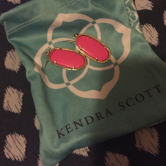 Kendra Scott Elle Earrings