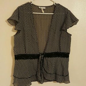 Short sleeve cover up.