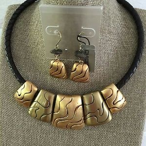 Necklace and Earring Set