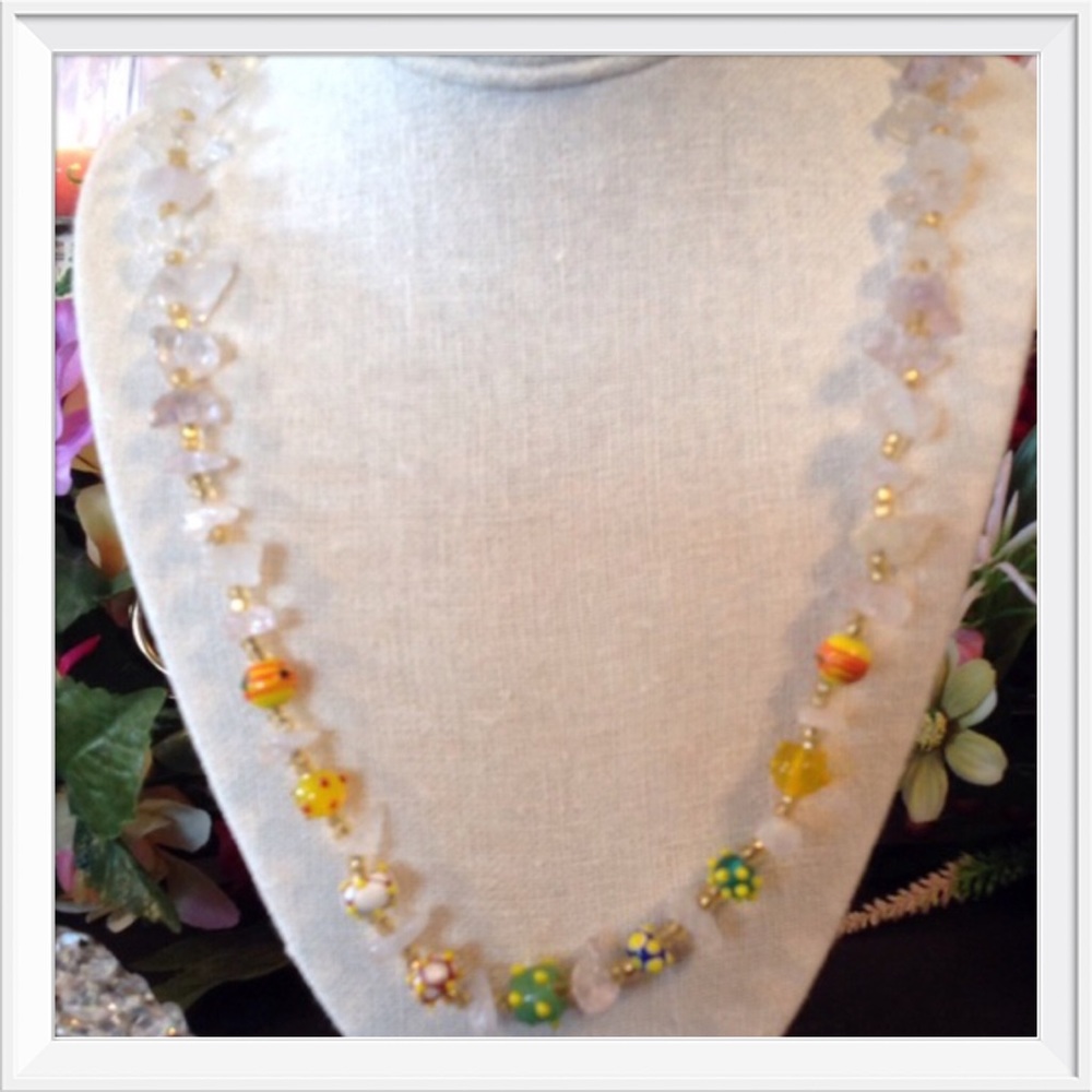 ♥️♥️♥️NEW Lovely Fun Real Stone Necklace FIRM