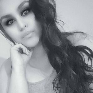 Meet your Posher, Briana