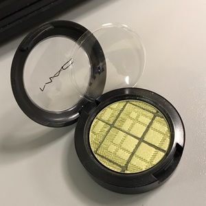 MAC Enviably Fun eyeshadow NEW LE DC Tartan Tale