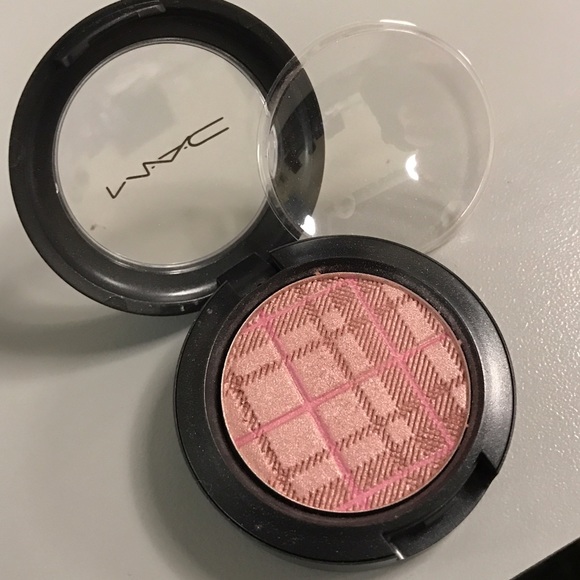 MAC A Wish Come True eyeshadow Tartan Tale LE DC