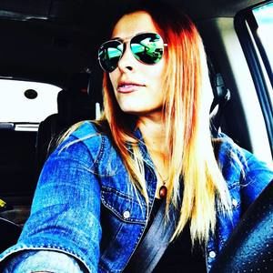 Meet your Posher, Alla