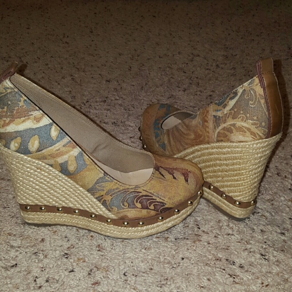 Aldo espadrille wedges