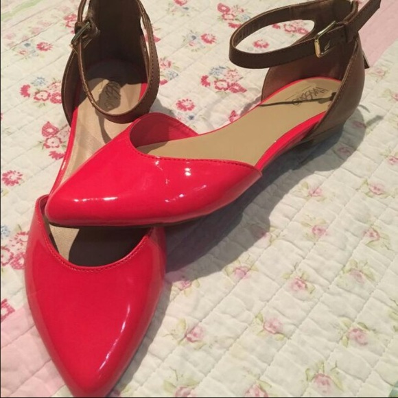 Mossimo shoes size 7