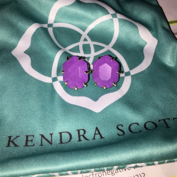 Kendra Scott Morgan Studs