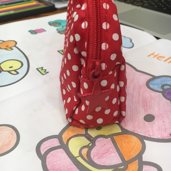 🐹H&M Mickey bag 🐰 - Picture 2 of 2