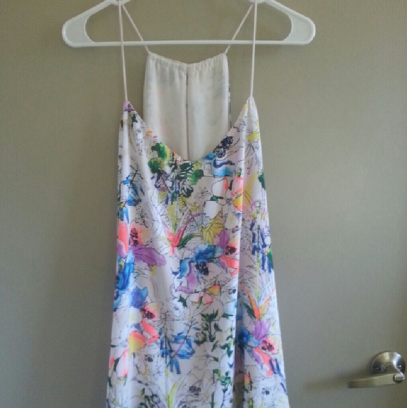 Strappy Express Top