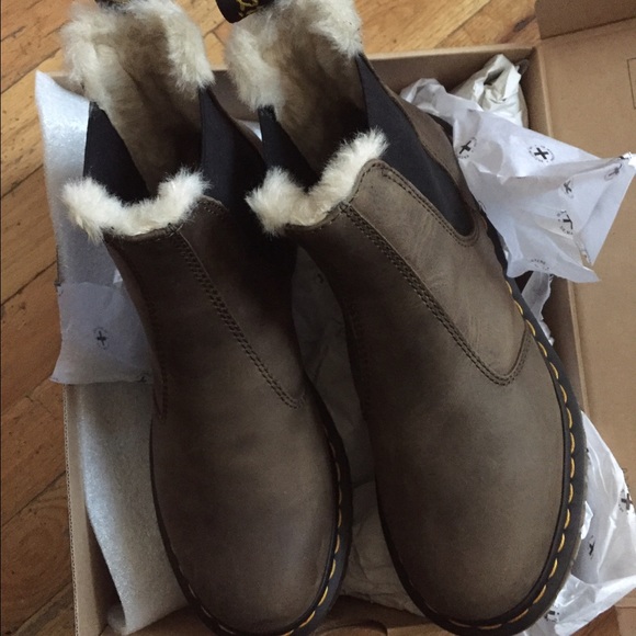 Dr. Martens Leonore Chelsea Boot size 8 NWT