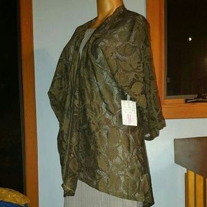 LulaRoe Medium Lindsay