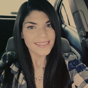 Meet your Posher, Jade