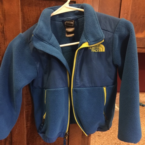 Boy's north face jacket