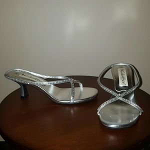 Euc PROM SHOES Silver rhinestone heels size 6.5
