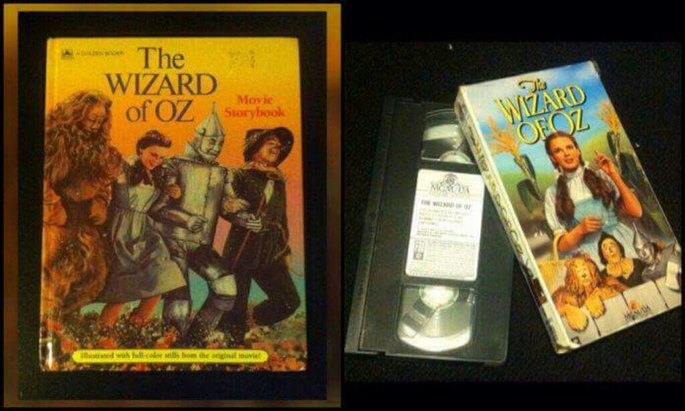 VHS The wizard of oz and movie story book