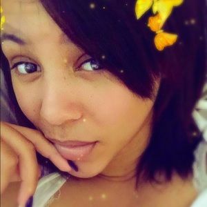 Meet your Posher, Briana