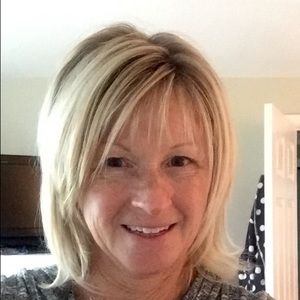 Meet your Posher, Leslie