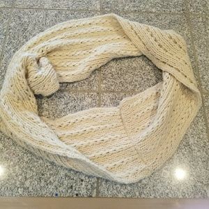 Infinity scarf