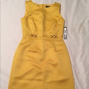 Brand new, never worn yellow Tahari dress