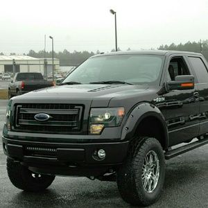 Meet your Posher, Clarence