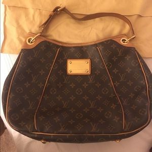 Authentic Louis Vuitton..Make an offer!!